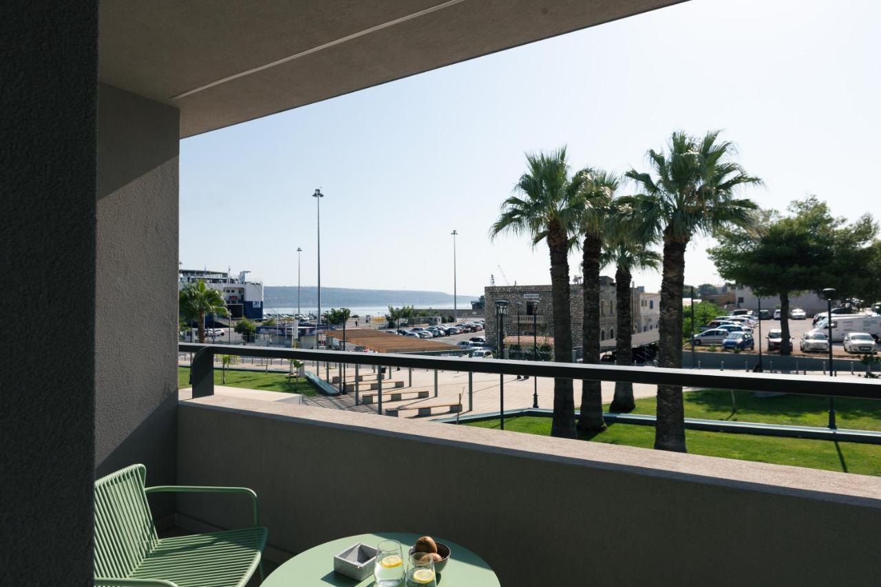 Souda Plaza Collection Hotel Exterior photo